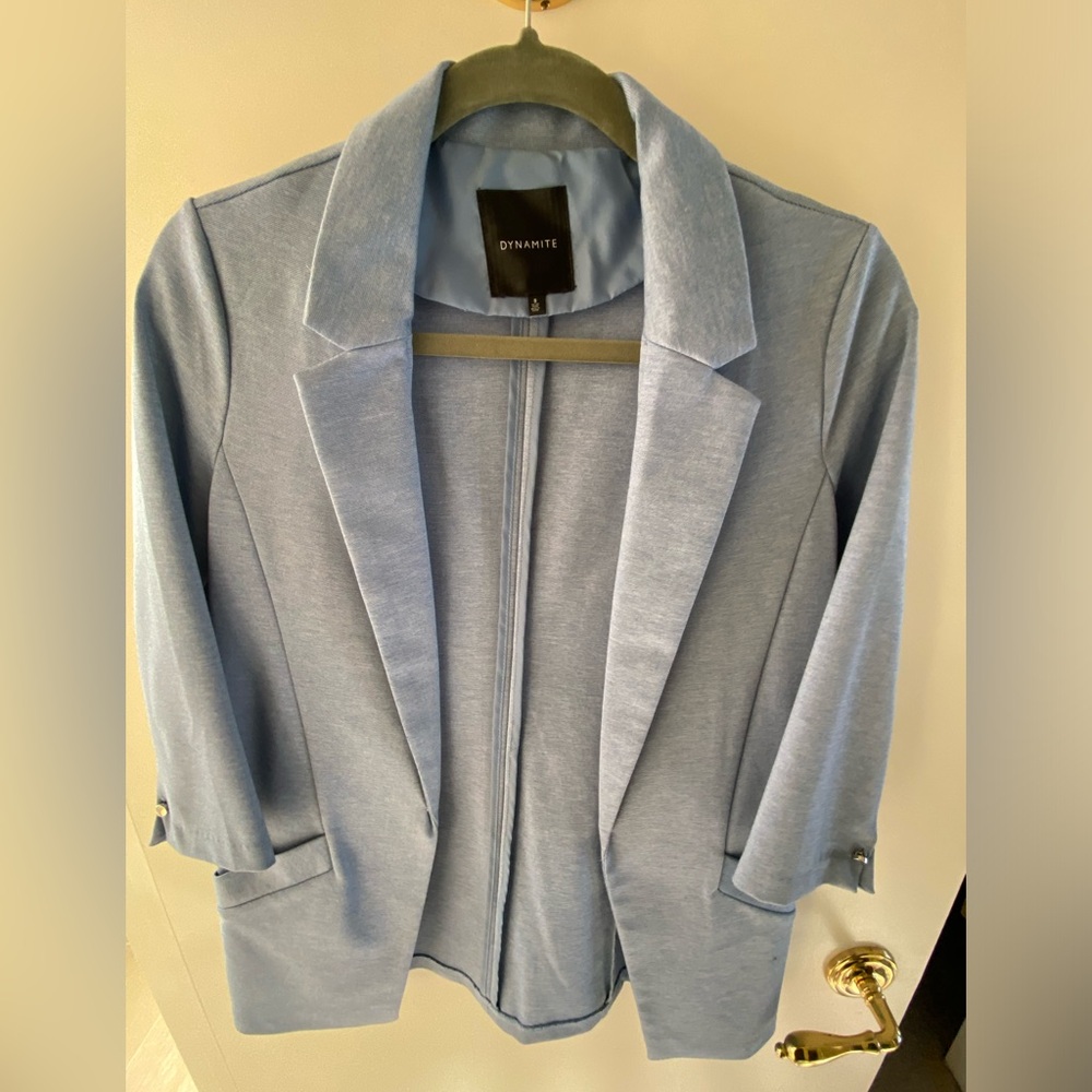 NEW WITHOUT TAGS Light Blue Blazer